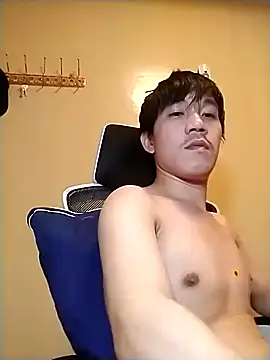 Snapshot of asian_guy67 chatting on 24, 5, 2026 asian guy67 online show from 24, 5, 2026