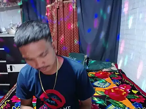 BriannaCruz24 online show from 4, 2, 2026