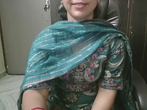 Snapshot of Adaa7 chatting on 5, 5, 2026 Adaa7 online show from 5, 5, 2026