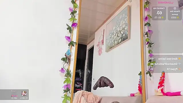 Snapshot of la_saris chatting on 2, 3, 2026 la saris online show from 2, 3, 2026