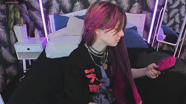 Snapshot of Ashley_Veil chatting on 23, 5, 2026 Ashley Veil online show from 23, 5, 2026