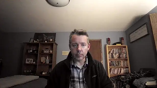 Snapshot of chrisw8140 chatting on 27, 2, 2026 chrisw8140 online show from 27, 2, 2026