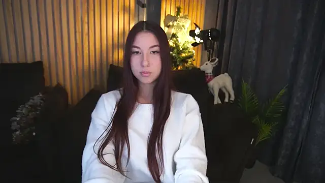 Snapshot of LeilaCrosss chatting on 12, 1, 2026 LeilaCrosss online show from 12, 1, 2026