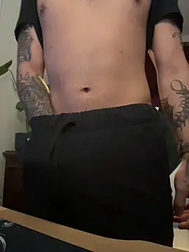 Snapshot of JoeyBlazy chatting on 5, 4, 2026 JoeyBlazy online show from 5, 4, 2026