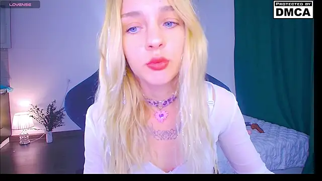 Snapshot of sailormoon666_ chatting on 12, 7, 2026 sailormoon666 online show from 12, 7, 2026