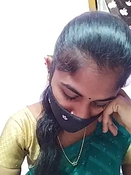 Tamil Hot RoyalQueen online show from 4, 4, 2026