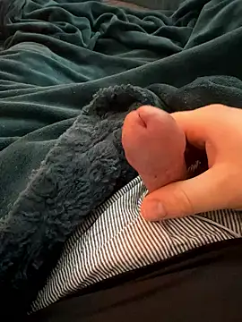 Snapshot of BadBear_17 chatting on 14, 1, 2026 BadBear 17 online show from 14, 1, 2026