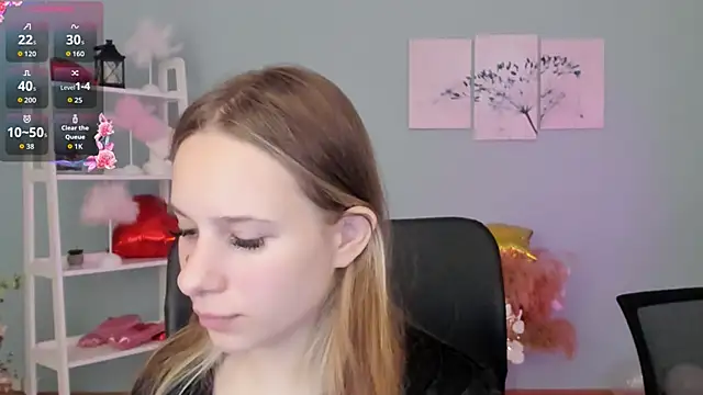 Snapshot of miles_candy chatting on 2, 3, 2026 miles candy online show from 2, 3, 2026