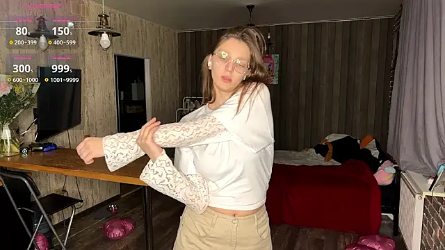 Snapshot of ChrisAmott chatting on 4, 3, 2026 ChrisAmott online show from 4, 3, 2026