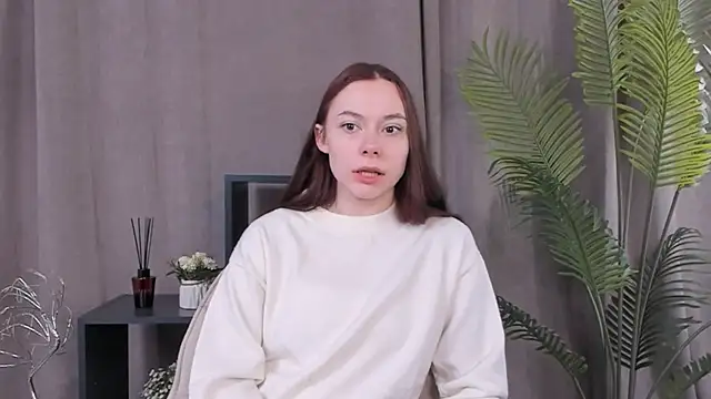 Snapshot of CoraleeVannatten chatting on 15, 1, 2026 CoraleeVannatten online show from 15, 1, 2026