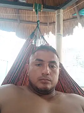 Snapshot of knox_zeque chatting on 6, 7, 2026 knox zeque online show from 6, 7, 2026