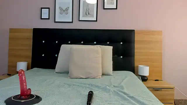 vicky squirtz online show from 14, 1, 2026