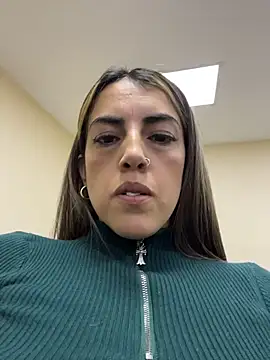 Paulinaa bella online show from 4, 3, 2026