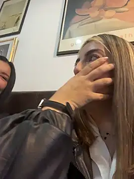 Paulinaa bella online show from 30, 4, 2026