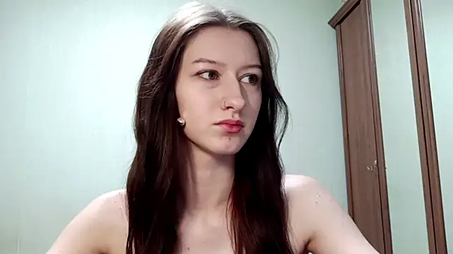 TeodoraMcdevitt online show from 13, 1, 2026