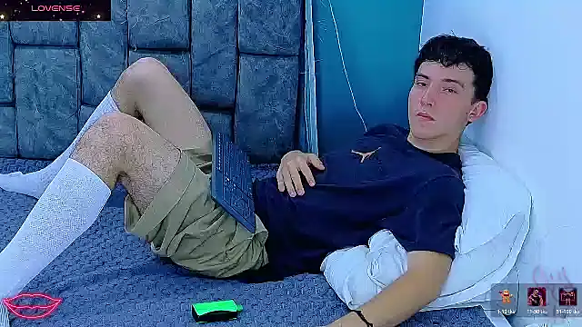 Snapshot of SamBoycash_ chatting on 15, 1, 2026 SamBoycash online show from 15, 1, 2026