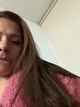 Pretty  Milf online show from 15, 4, 2026