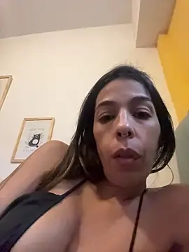Snapshot of miafoxmia chatting on 10, 3, 2026 miafoxmia online show from 10, 3, 2026