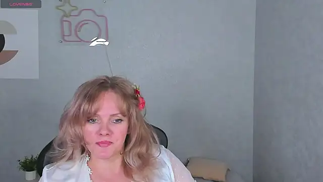 Snapshot of Victoria_Nelson chatting on 21, 4, 2026 Victoria Nelson online show from 21, 4, 2026