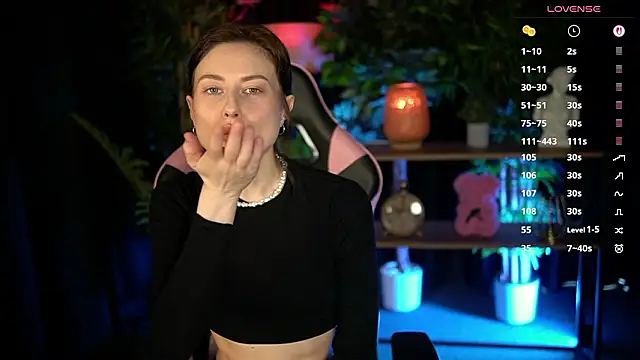 baby luna xo online show from 23, 2, 2026