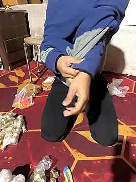 Snapshot of Babu1988UP chatting on 3, 2, 2026 Babu1988UP online show from 3, 2, 2026