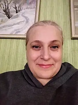 NyushaLollipop online show from 7, 2, 2026