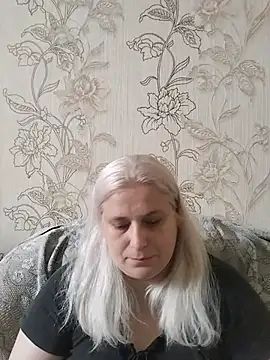 NyushaLollipop online show from 22, 7, 2026