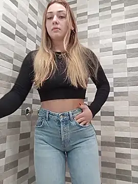 OrianaNorth online show from 16, 4, 2026