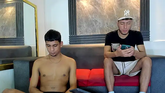 ALEX KEITH26 online show from 8, 4, 2026