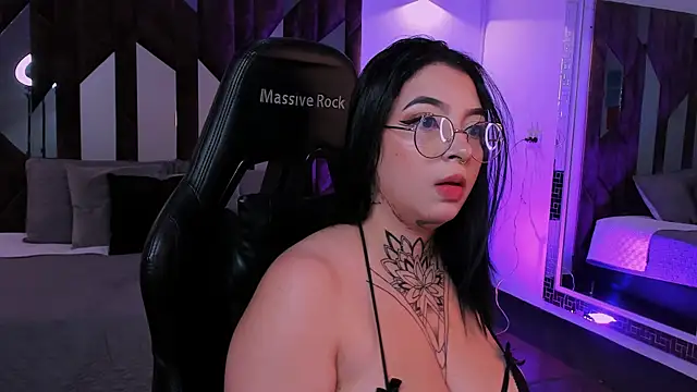 Mila laurent1 online show from 23, 2, 2026