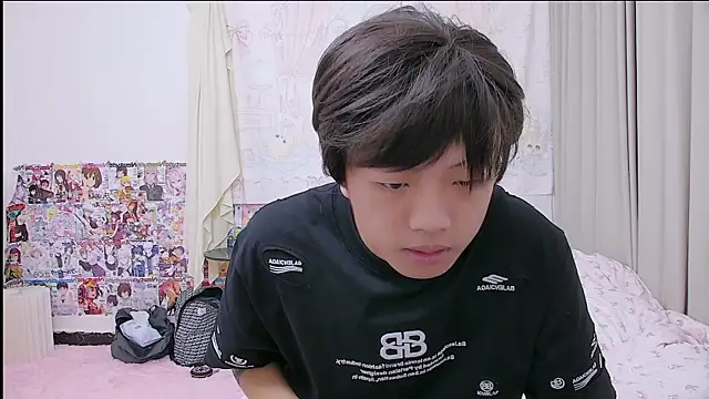 Chocolates-001 online show from 14, 4, 2026