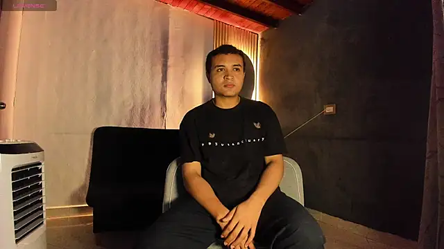 Snapshot of Alex_NovaX1 chatting on 14, 1, 2026 Alex NovaX1 online show from 14, 1, 2026