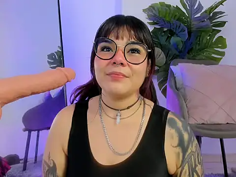 Dakota-bluu online show from 17, 2, 2026