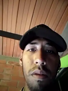 Andreycaliente online show from 4, 4, 2026