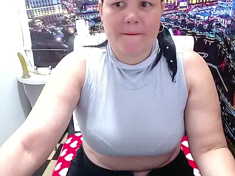 Snapshot of tila_nastyy chatting on 17, 5, 2026 tila nastyy online show from 17, 5, 2026