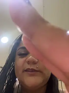 Snapshot of MorenaCariok chatting on 4, 5, 2026 MorenaCariok online show from 4, 5, 2026