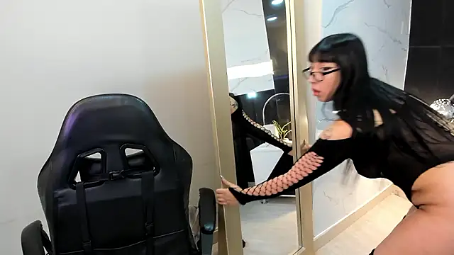 KomiCatt online show from 9, 3, 2026