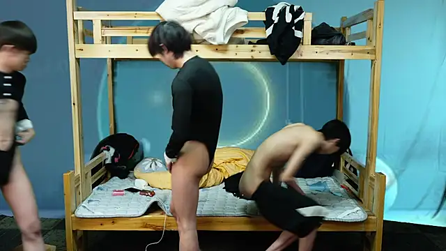 xiaohuangren01 online show from 14, 1, 2026