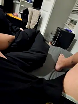 Tom32828 online show from 4, 3, 2026