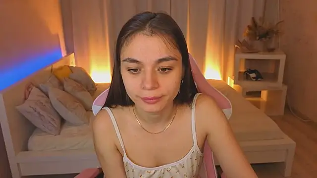 Snapshot of Kim_Bless chatting on 13, 5, 2026 Kim Bless online show from 13, 5, 2026
