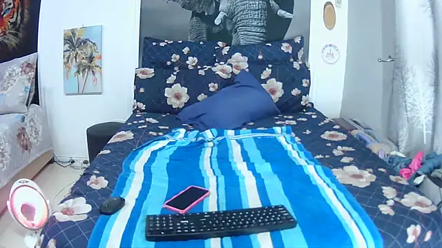 Sexy Baddie online show from 13, 4, 2026