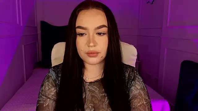 tinafox  online show from 3, 3, 2026