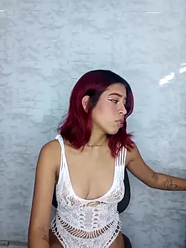 XimenaReid  online show from 16, 1, 2026