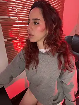 elodie rouge online show from 23, 2, 2026