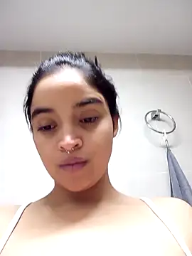 VanessaDoofenshmirtz online show from 5, 4, 2026