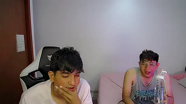 Maxwell boys online show from 27, 2, 2026