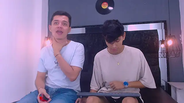 Snapshot of James_And_Kenet chatting on 2, 3, 2026 James And Kenet online show from 2, 3, 2026