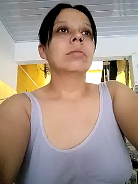 Snapshot of RossyAlvarez chatting on 12, 4, 2026 RossyAlvarez online show from 12, 4, 2026