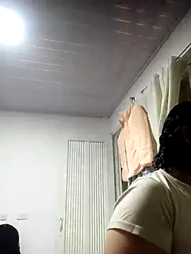 Snapshot of RossyAlvarez chatting on 16, 4, 2026 RossyAlvarez online show from 16, 4, 2026