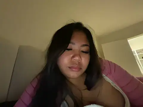 Snapshot of TitiTinyThai chatting on 1, 7, 2026 TitiTinyThai online show from 1, 7, 2026